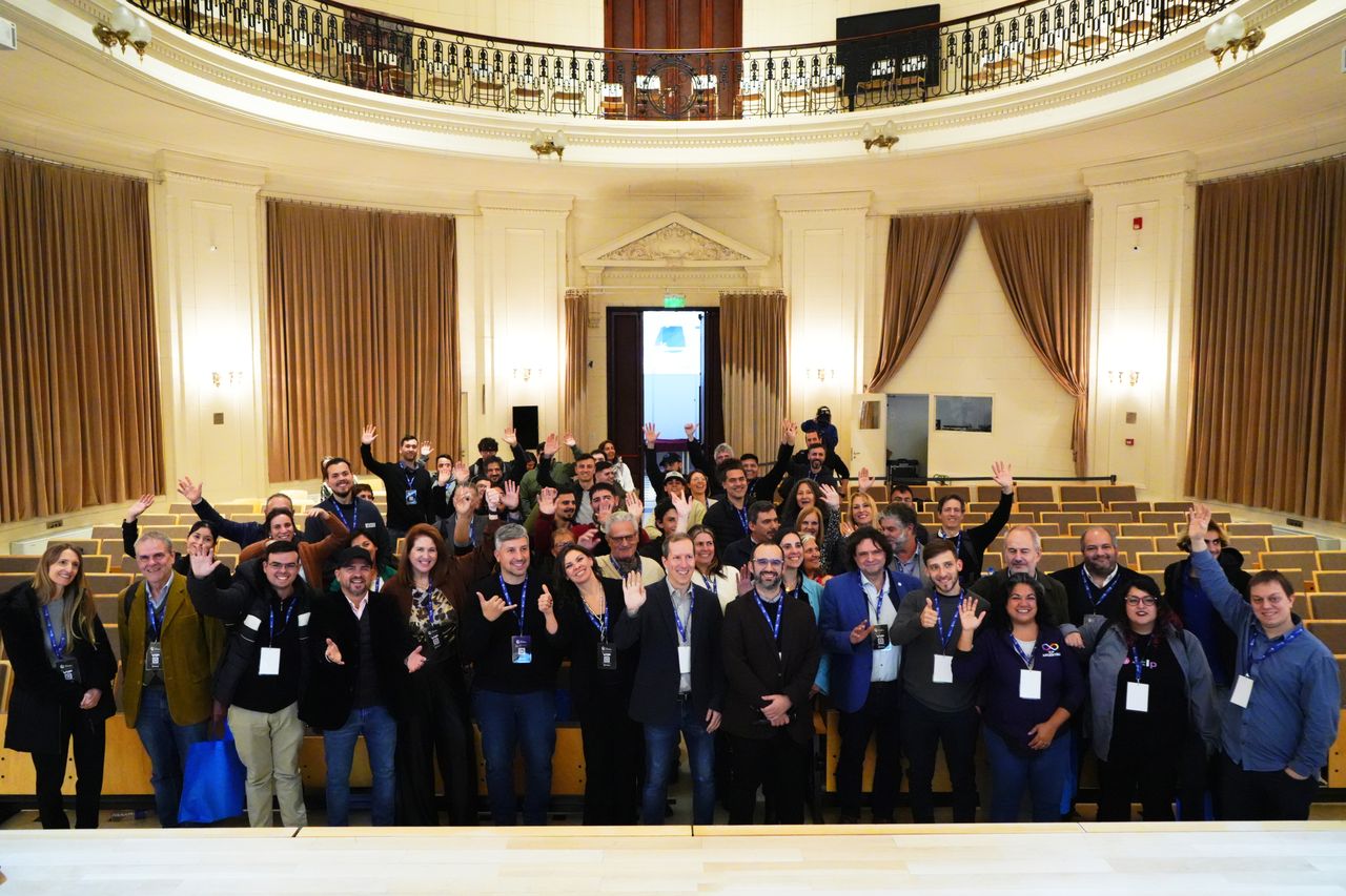 Group photo of participants at the 2025 edition